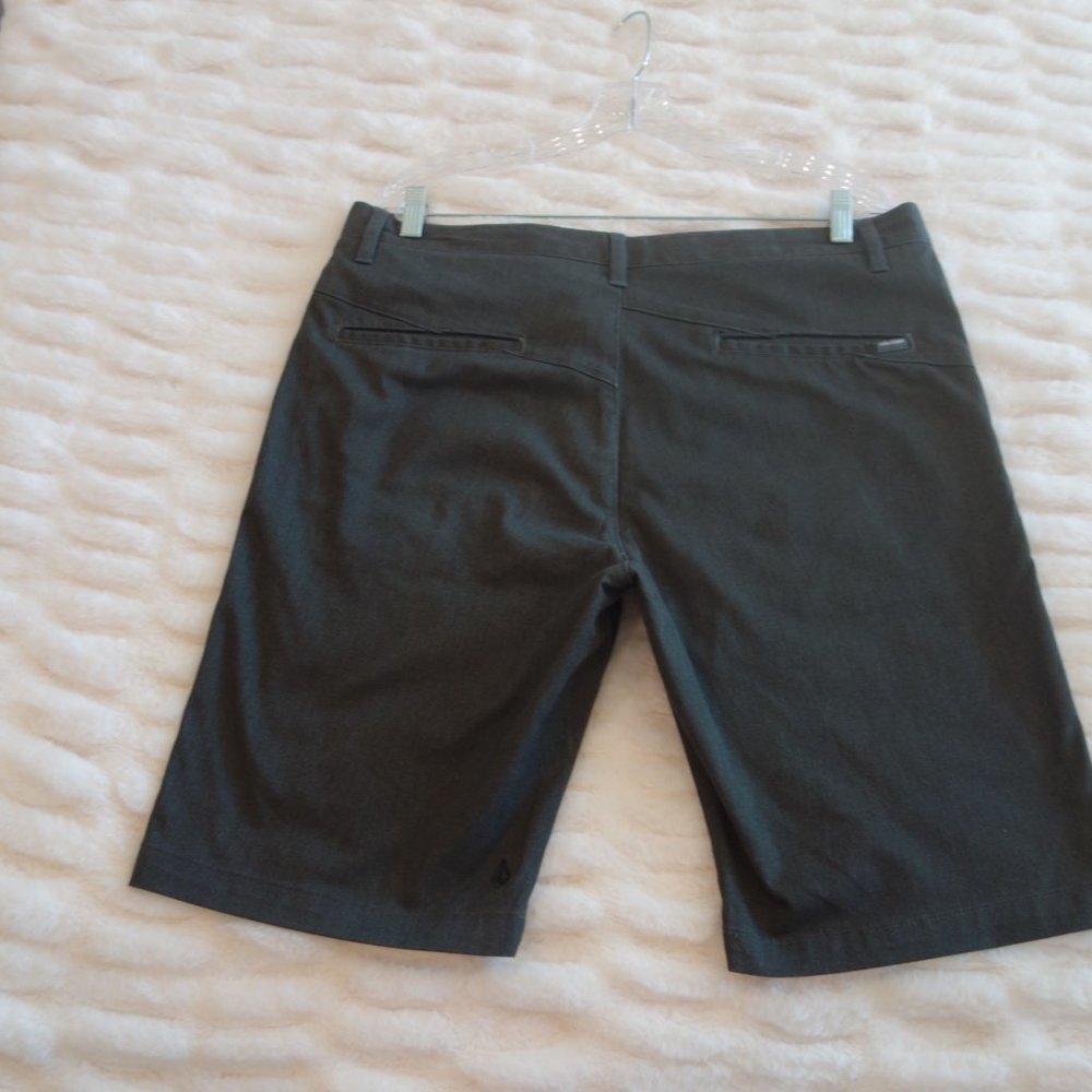 Men's Gray Volcom Dress Shorts Size 34 - Picture 9 of 12